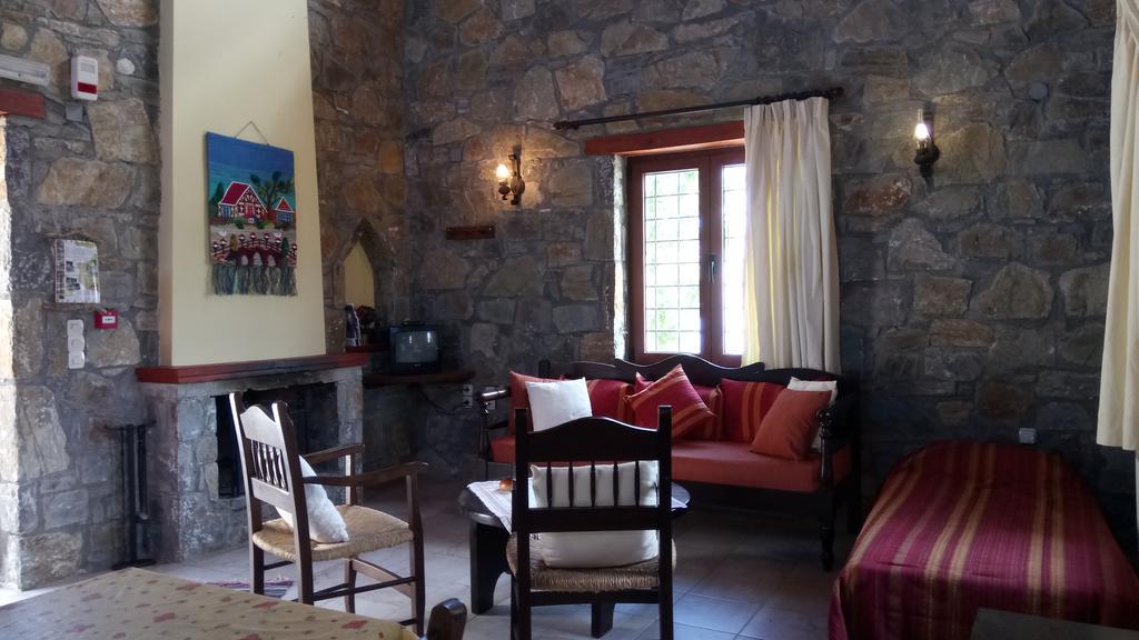Arodamos Guesthouse Krousonas  Екстериор снимка